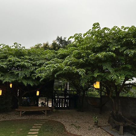 The Legend Homestay. Mae Ai Екстериор снимка