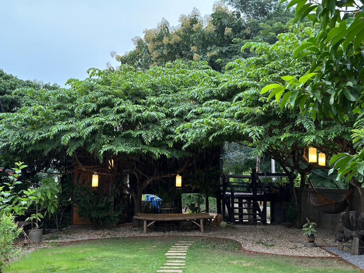 The Legend Homestay. Mae Ai Екстериор снимка