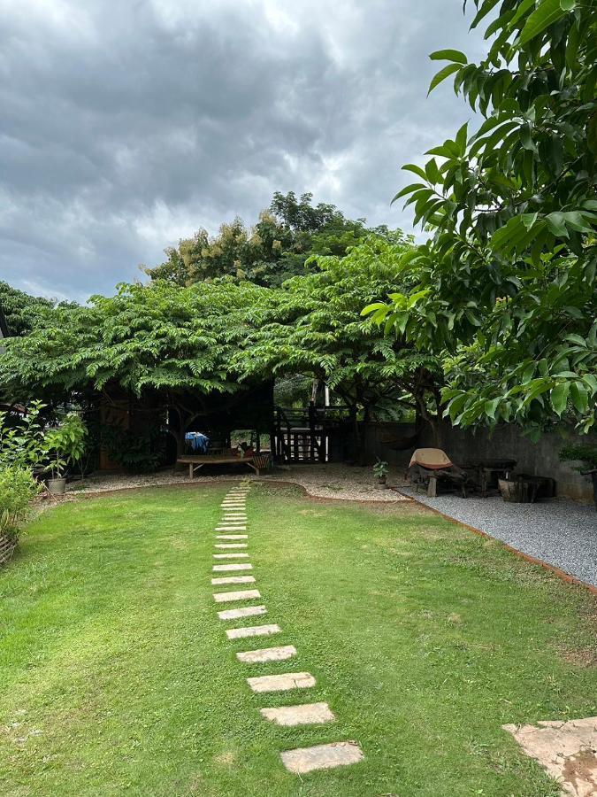 The Legend Homestay. Mae Ai Екстериор снимка