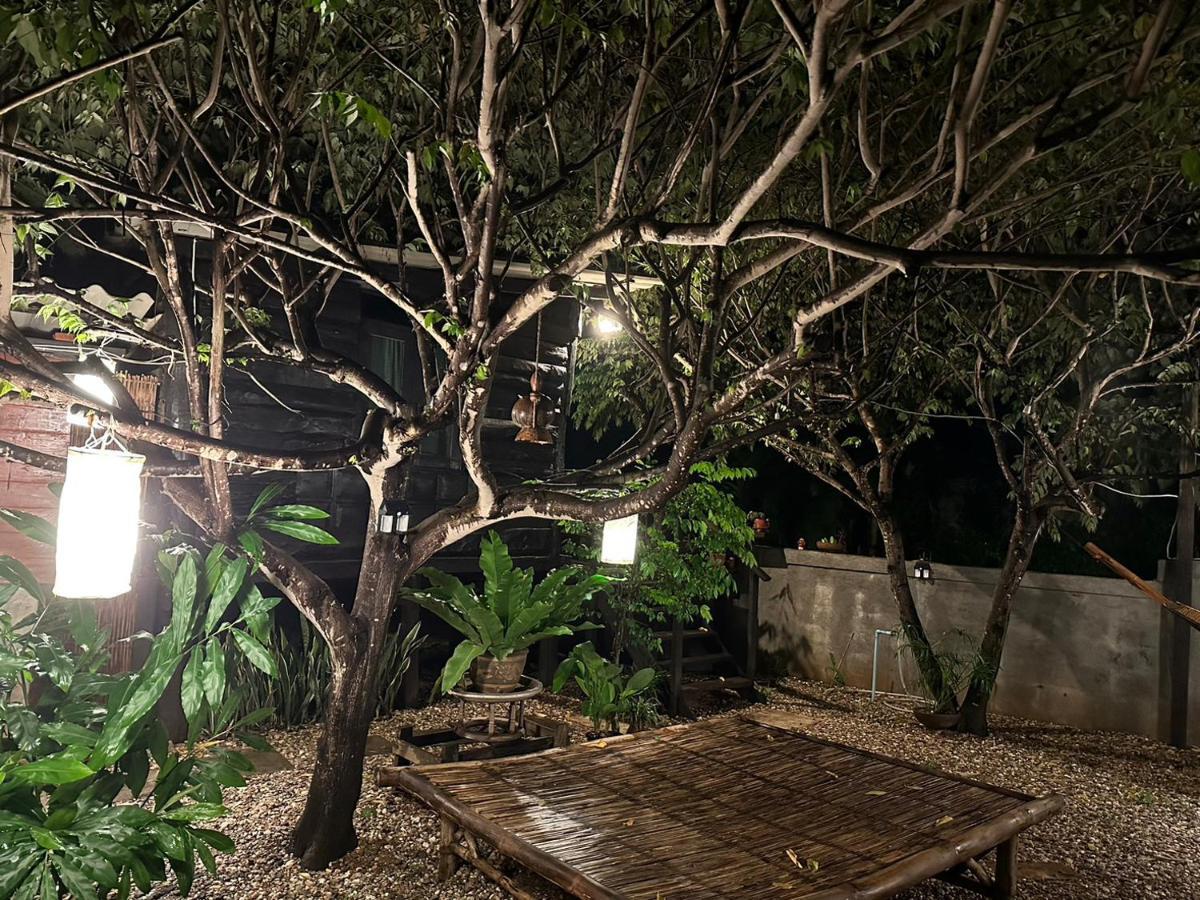 The Legend Homestay. Mae Ai Екстериор снимка