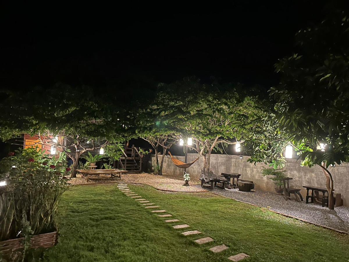 The Legend Homestay. Mae Ai Екстериор снимка