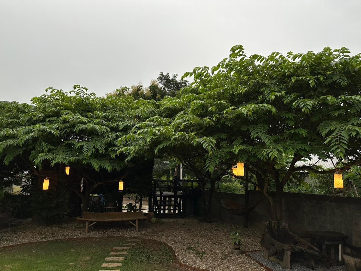 The Legend Homestay. Mae Ai Екстериор снимка