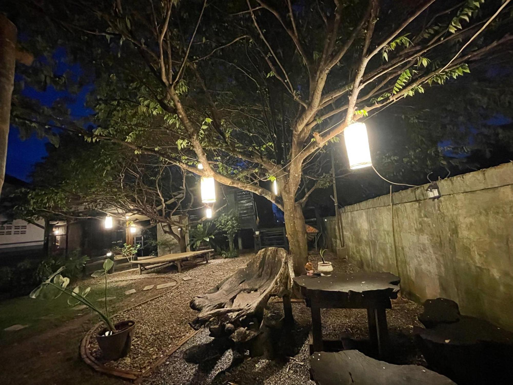 The Legend Homestay. Mae Ai Екстериор снимка