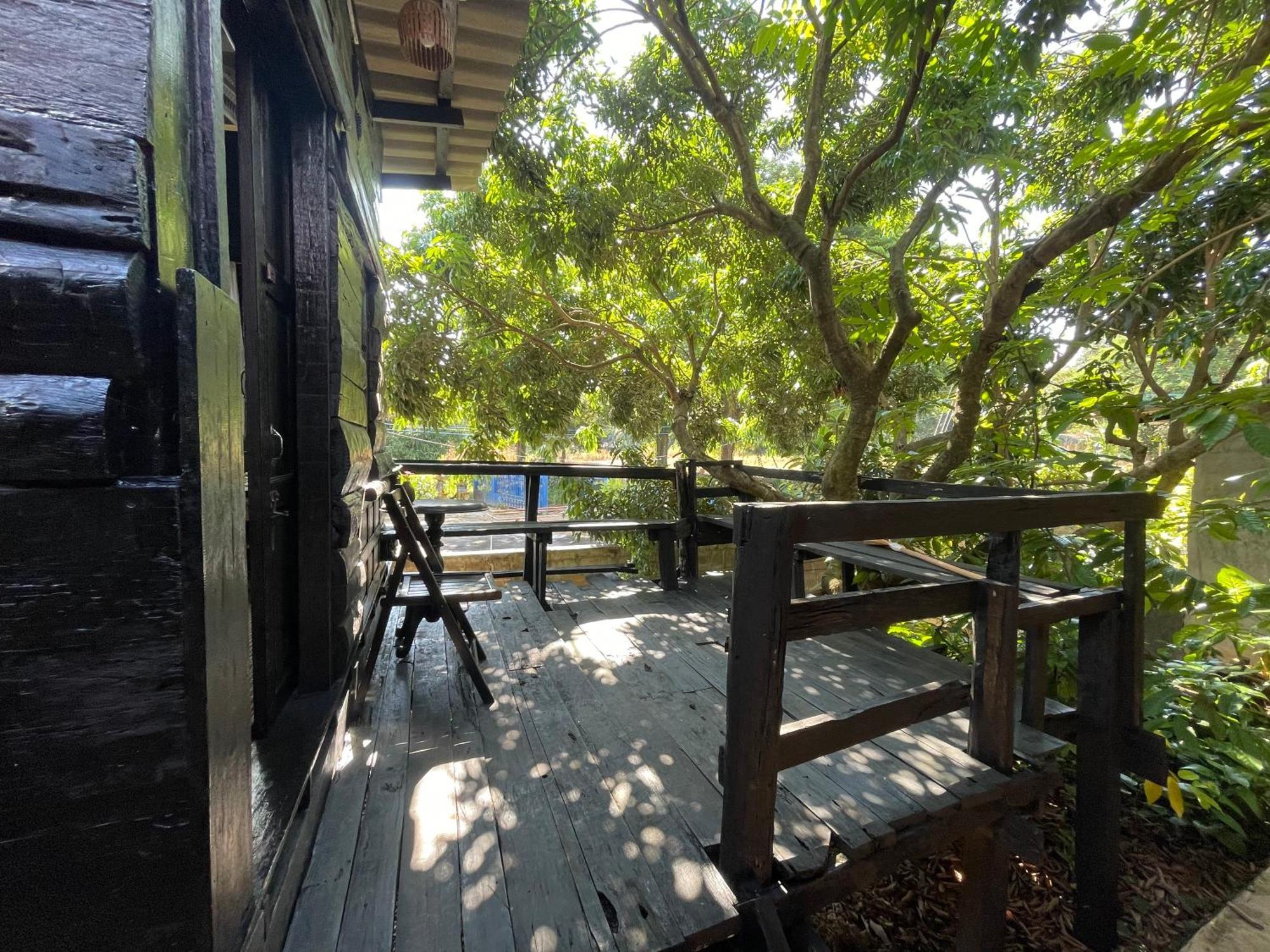 The Legend Homestay. Mae Ai Екстериор снимка